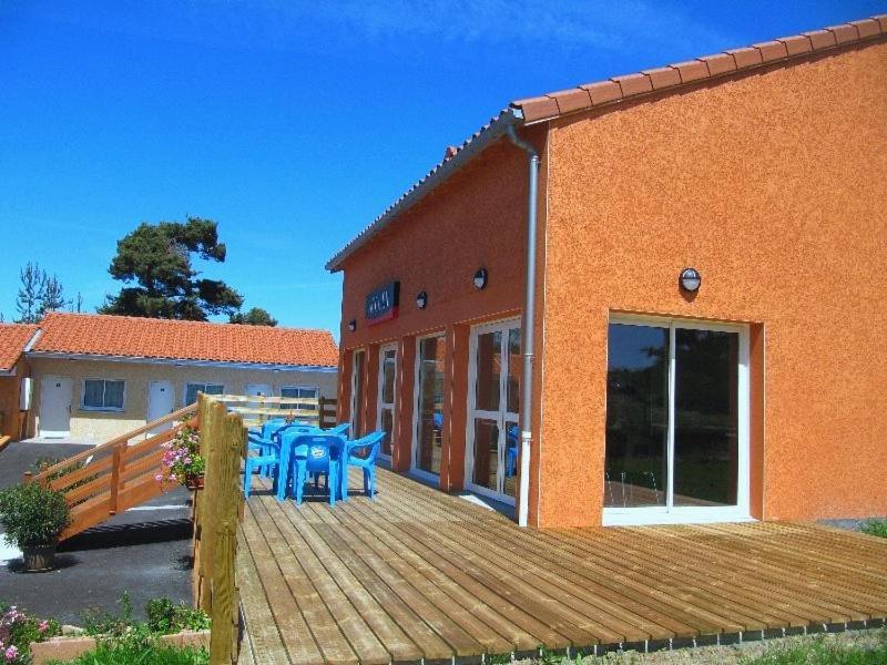 Hotel Cantal Cottages Saint-Georges  Exterior foto